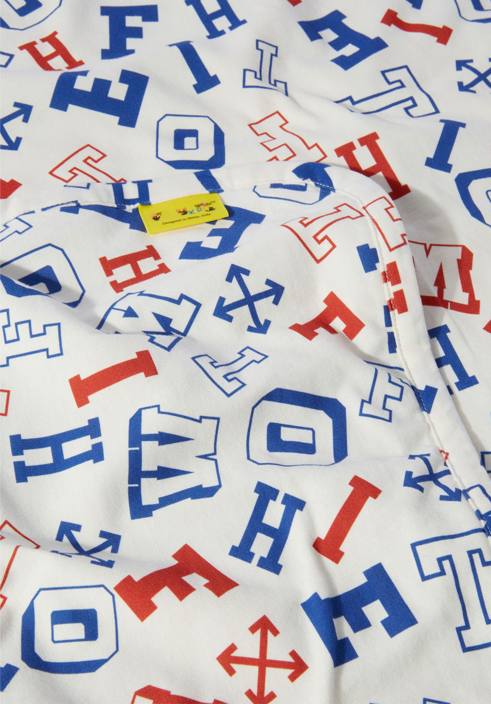 Off-White Kids graphic-print cotton blanket بطانية