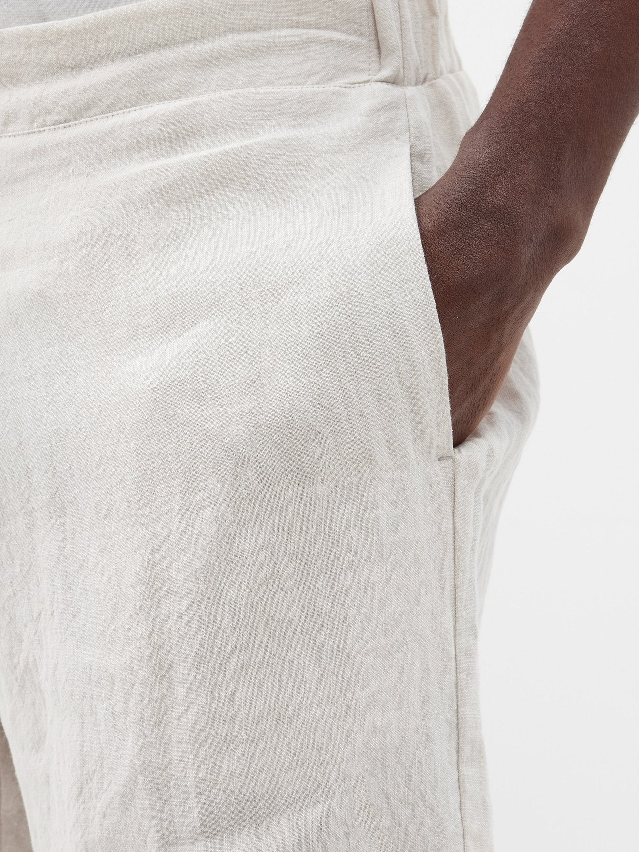 MARANE Drawstring-waist Linen Shorts In Beige شورت