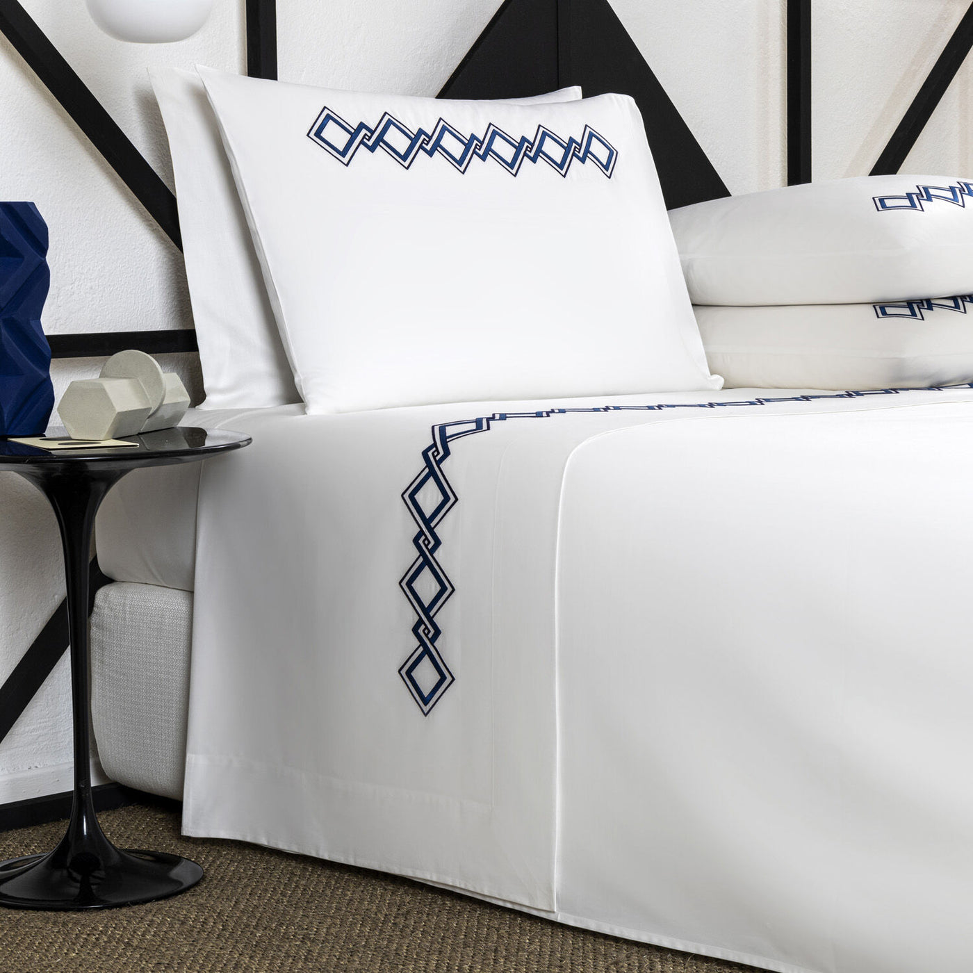 TWIST EMBROIDERY DUVET COVER
