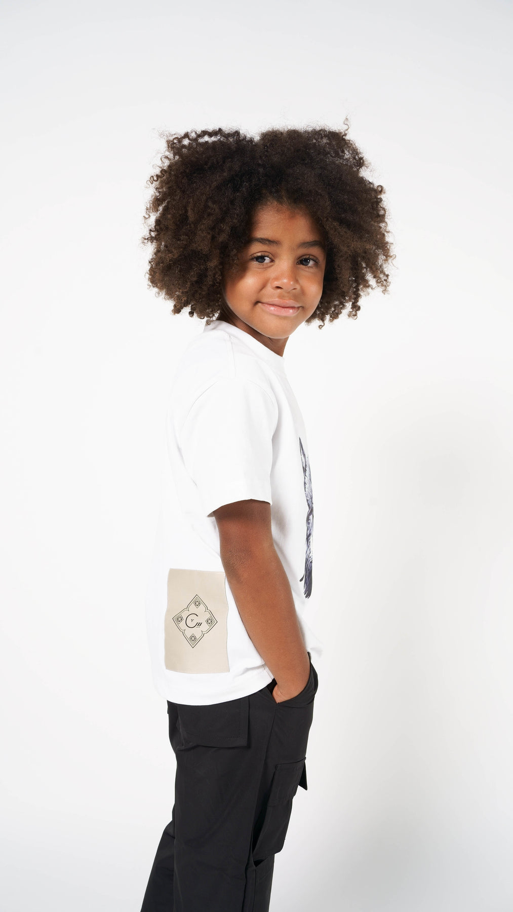 KIDS WHITE T-SHIRT WITH WOLF PATCH